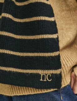 Front Page -UK Clothing Sales a232307blk 0913 1