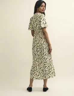 Cream Floral Chain Print Cecelia Midi Dress 9 Cream Floral Chain Print Cecelia Midi Dress -UK Clothing Sales d231714crm bk