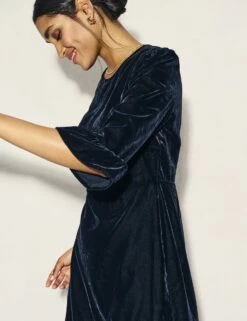 Black Velvet Fleur Mini Dress -UK Clothing Sales d232280blk 0079