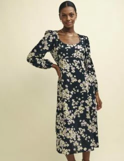 Black Floral Long Sleeve Dee Dee Midi Dress -UK Clothing Sales d232502blk sd rs