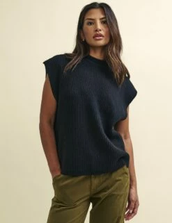 Black Oversized Knitted Vest