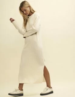 Cream Oversized Knitted Maxi Dress 8 Cream Oversized Knitted Maxi Dress -UK Clothing Sales k232223crm 0435