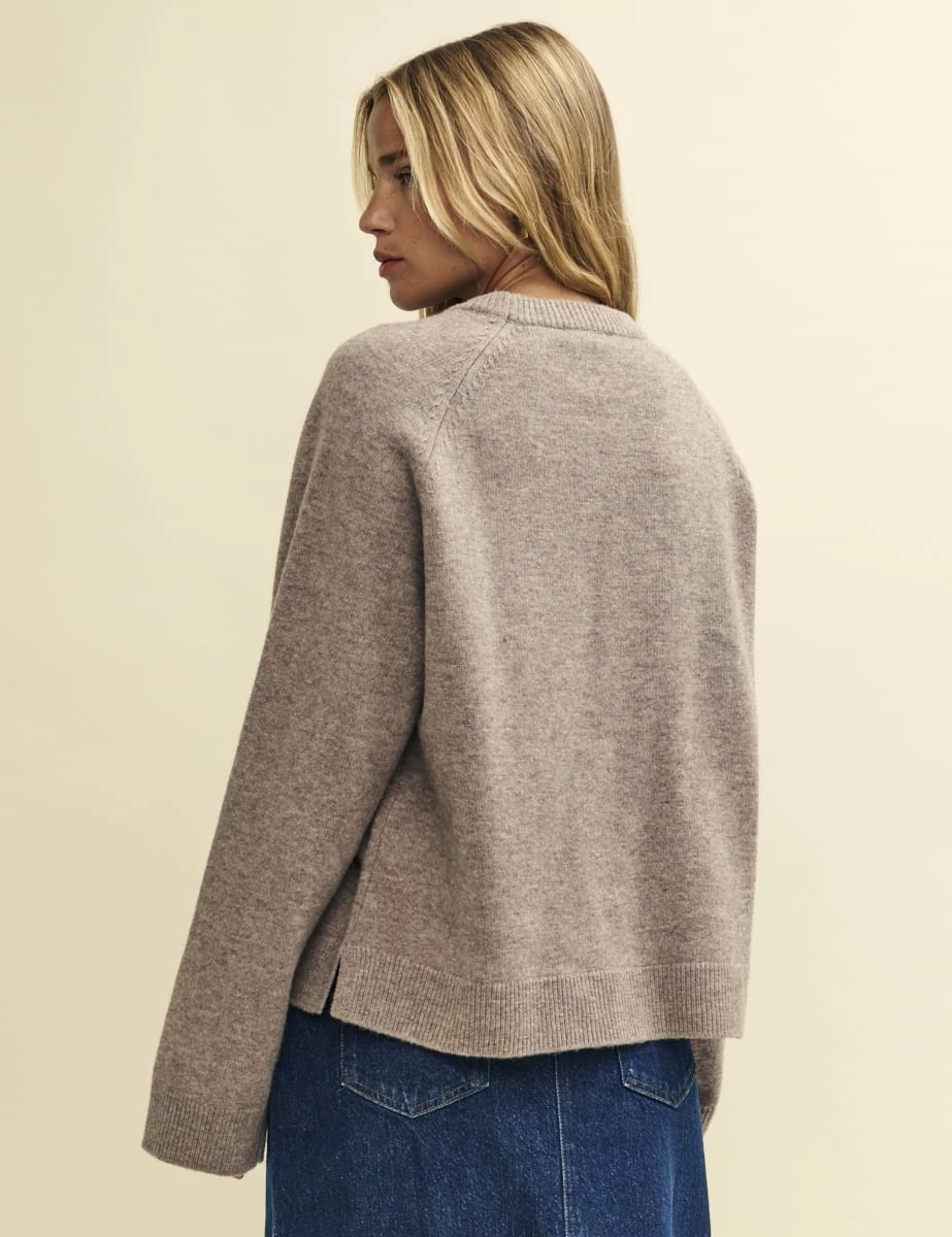 Beige Crew Neck Oversized Merino Wool Jumper 6 Beige Crew Neck Oversized Merino Wool Jumper - Image 4