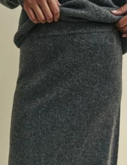 Grey Knitted Maxi Skirt -UK Clothing Sales k232469gry 1223