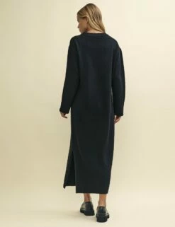 Black Oversized Knitted Maxi Dress -UK Clothing Sales k232472blk 0484