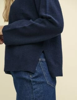 Navy Crew Neck Boxy Knitted Jumper -UK Clothing Sales k240068blu dt